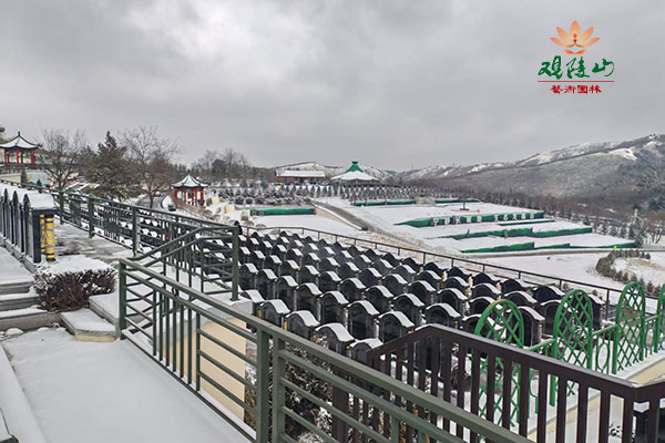 如何选择沈阳墓地服务：考量因素与注意事项